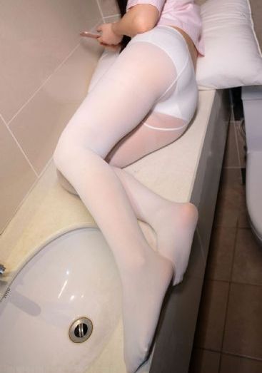 与僧侣的合欢之夜_超清免费观看